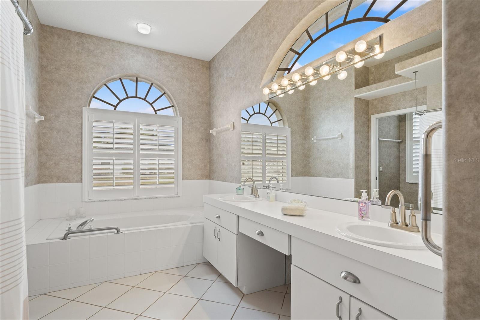 Image 31 of 61 For 8405 Maybelle Drive