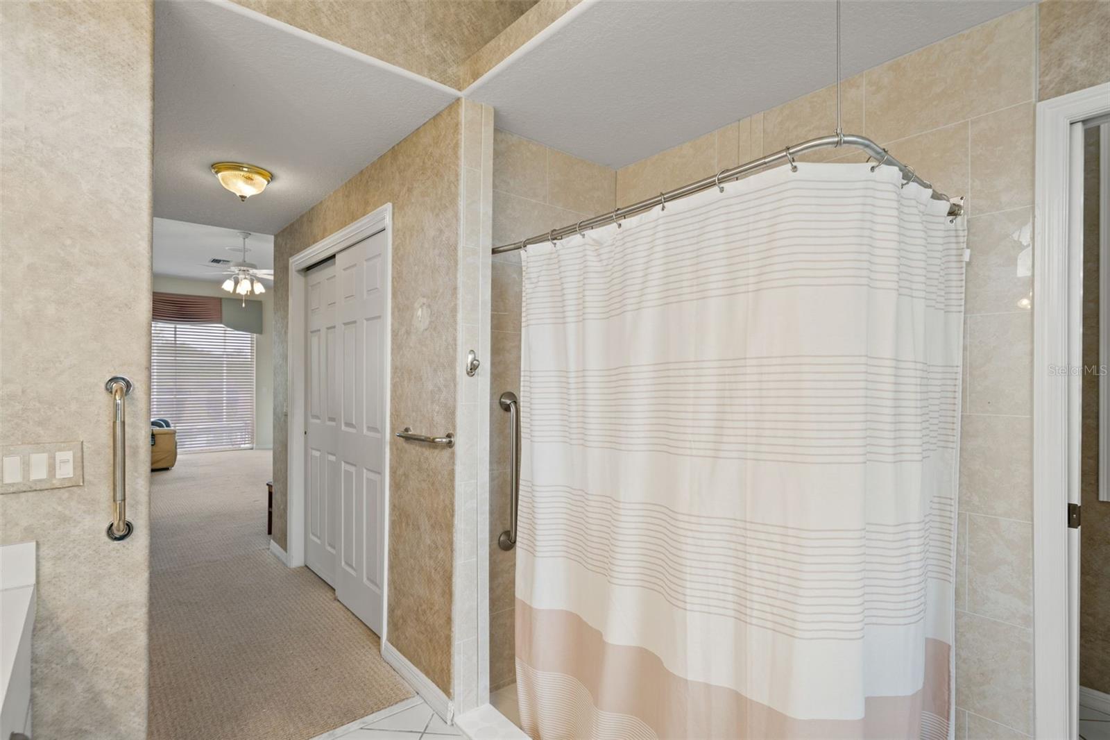 Image 33 of 61 For 8405 Maybelle Drive