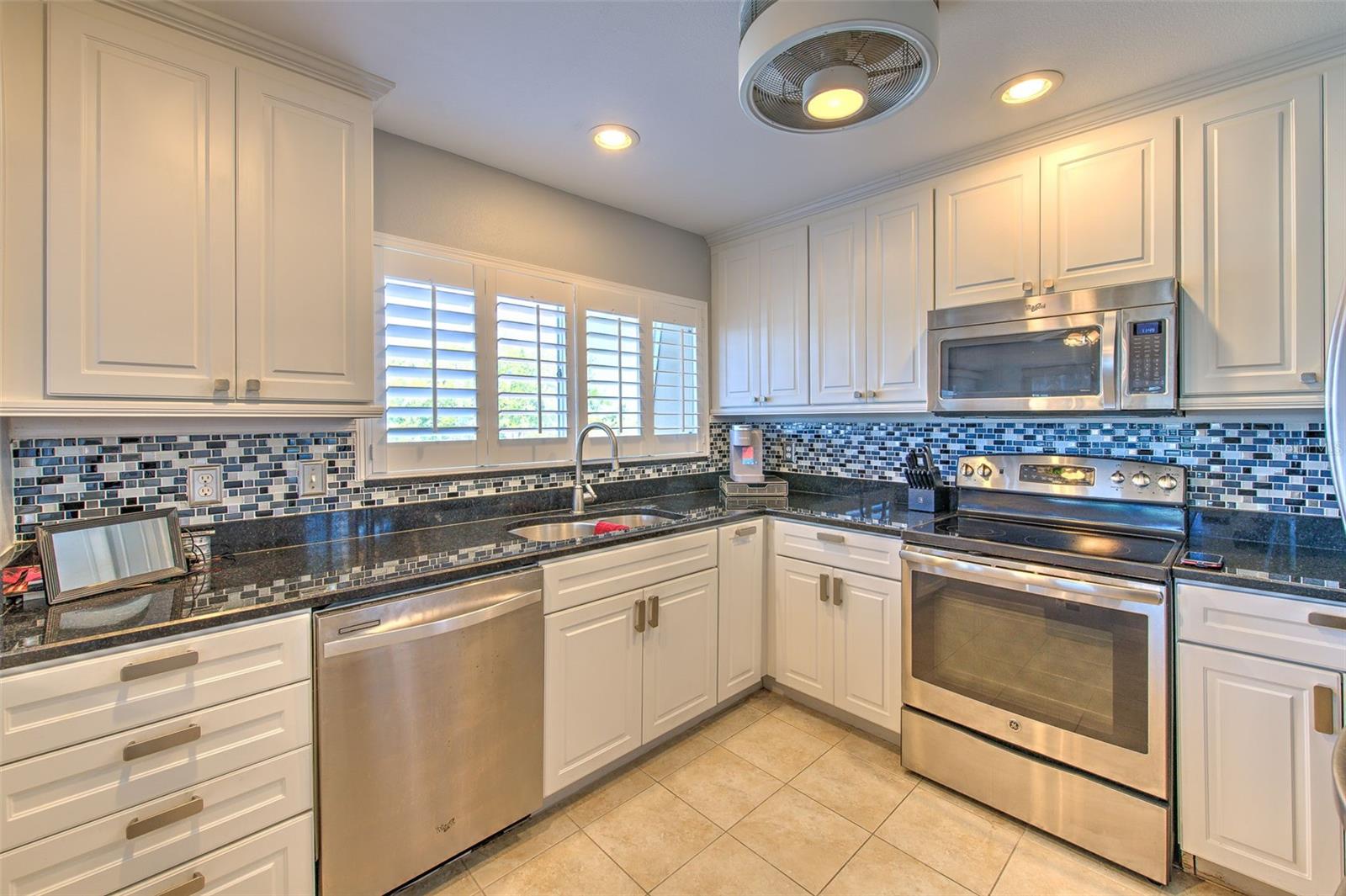 Image 14 of 46 For 1008 Apollo Beach Boulevard 201