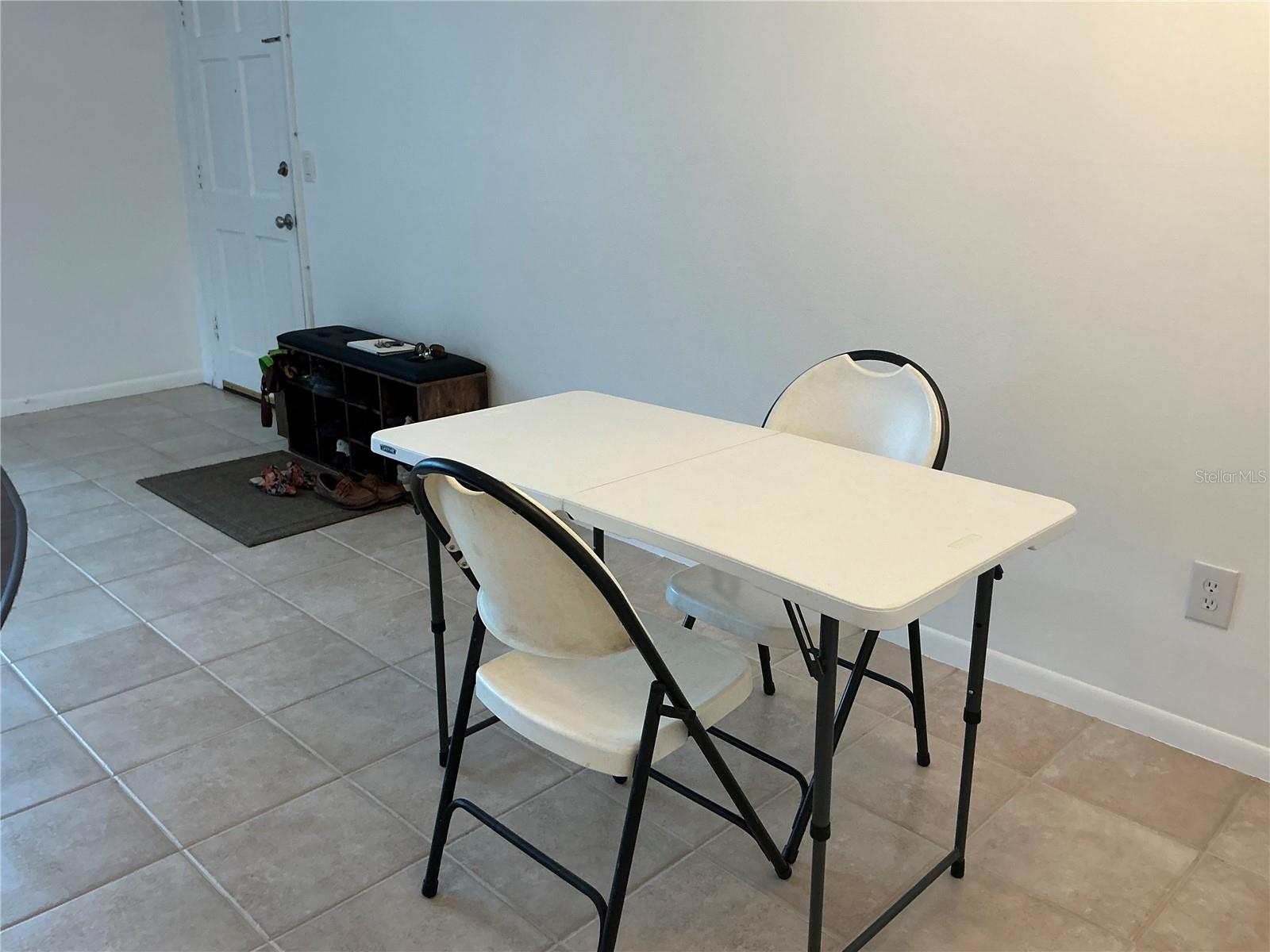 Image 10 of 21 For 2525 West Bay Drive E14