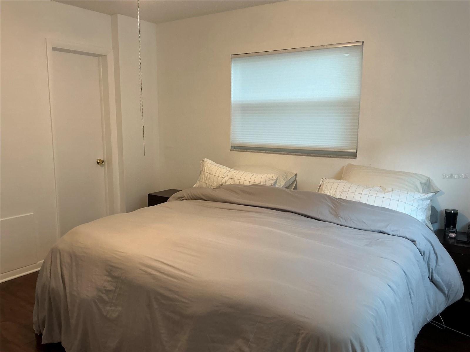 Image 12 of 21 For 2525 West Bay Drive E14