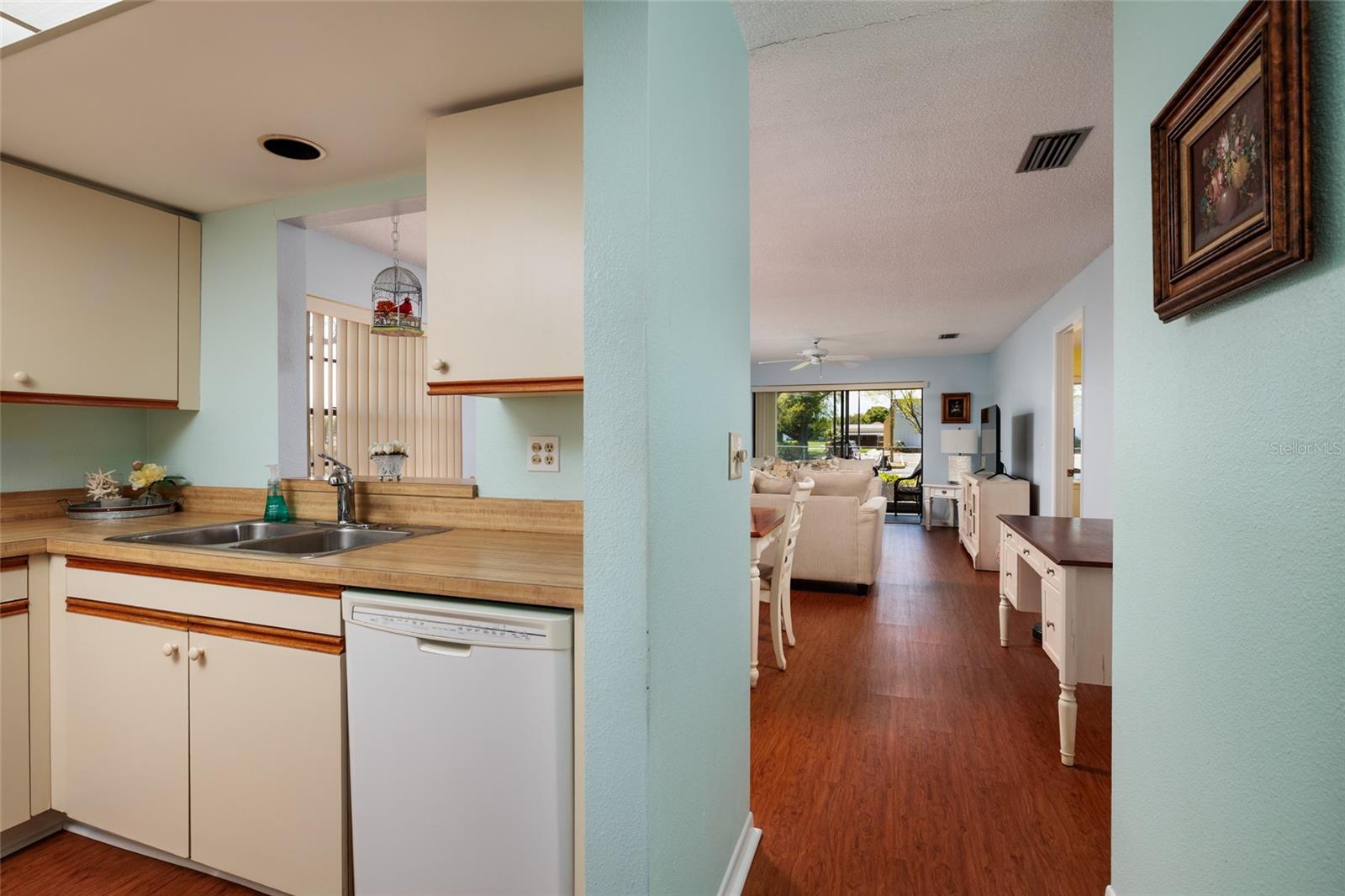 Image 5 of 51 For 1601 43rd Street N 149