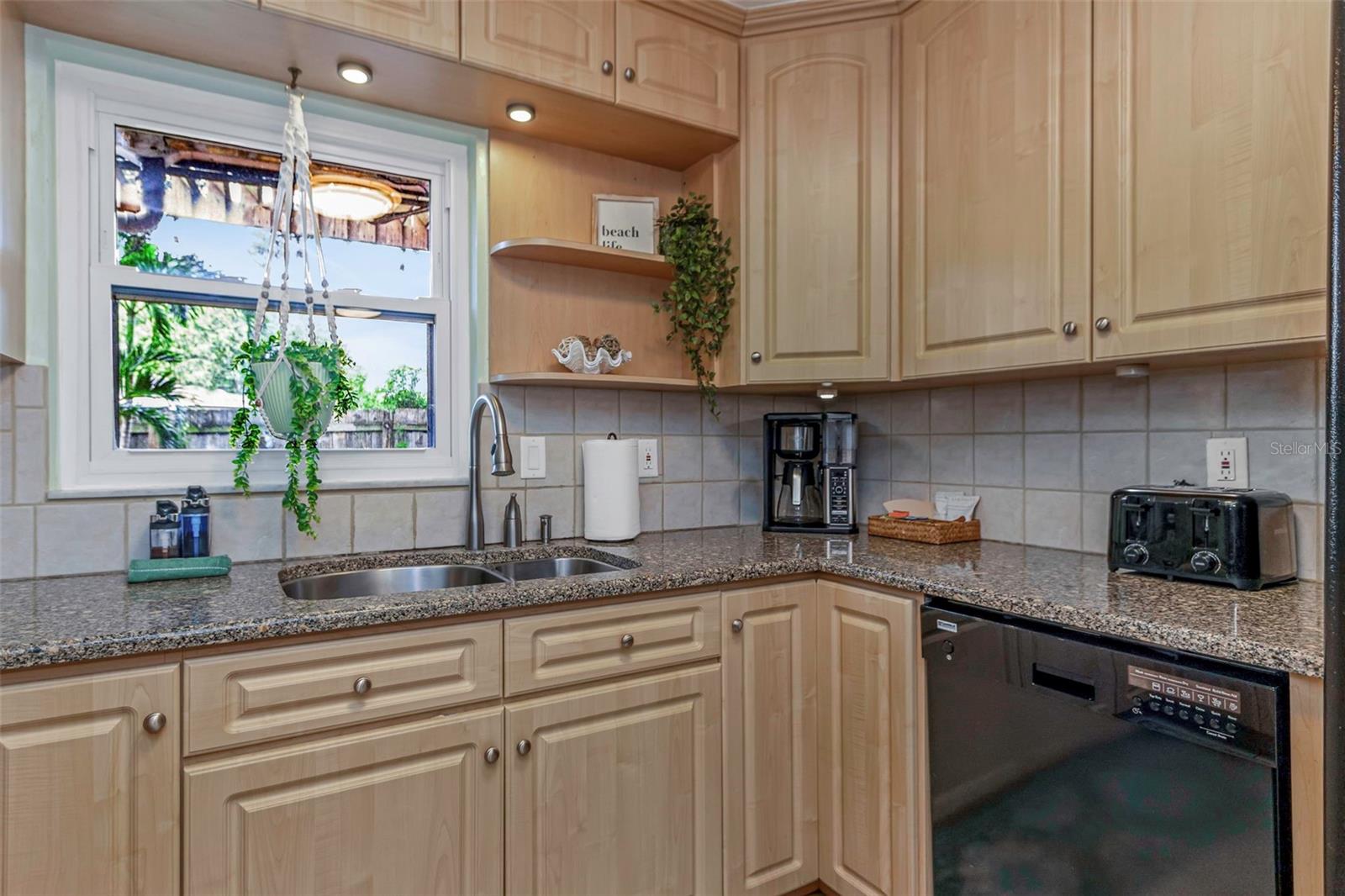 Image 15 of 93 For 11530 66th Avenue N