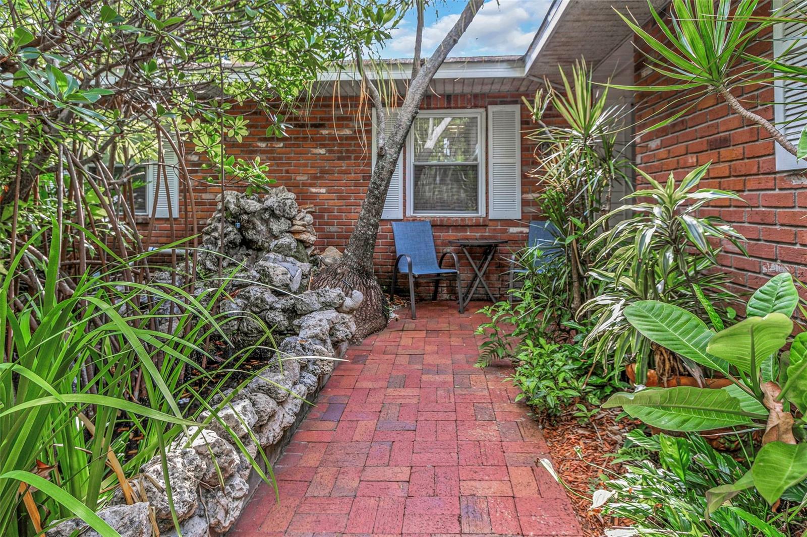 Image 2 of 93 For 11530 66th Avenue N