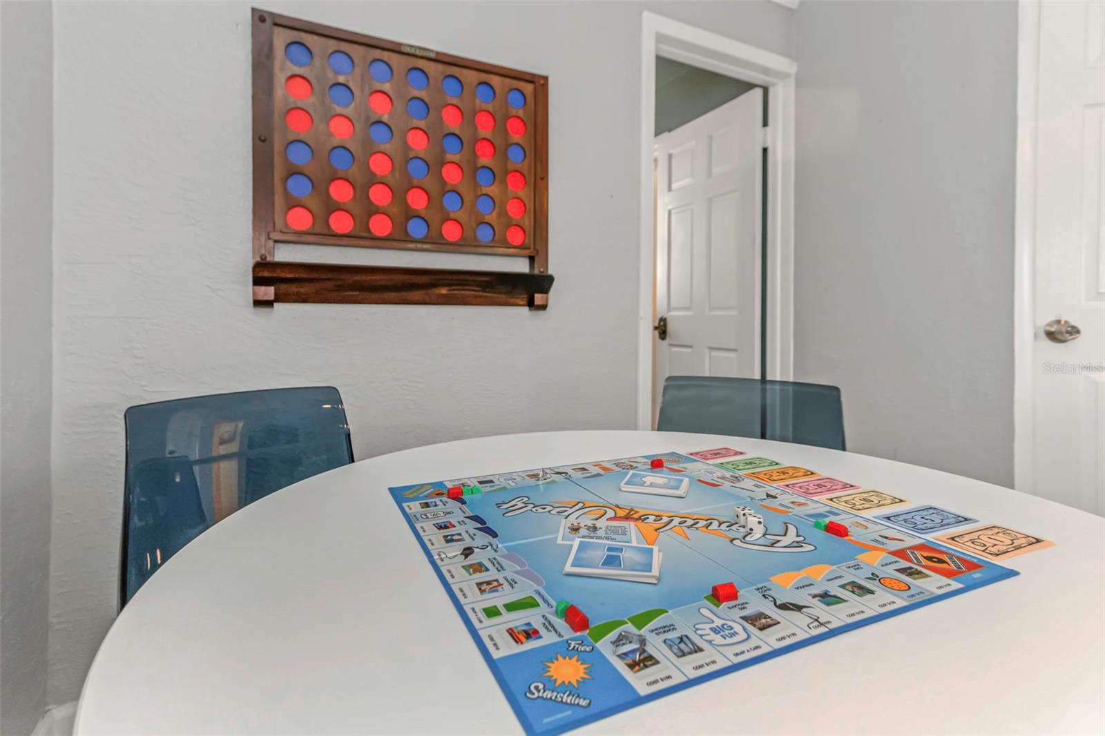 Image 22 of 93 For 11530 66th Avenue N