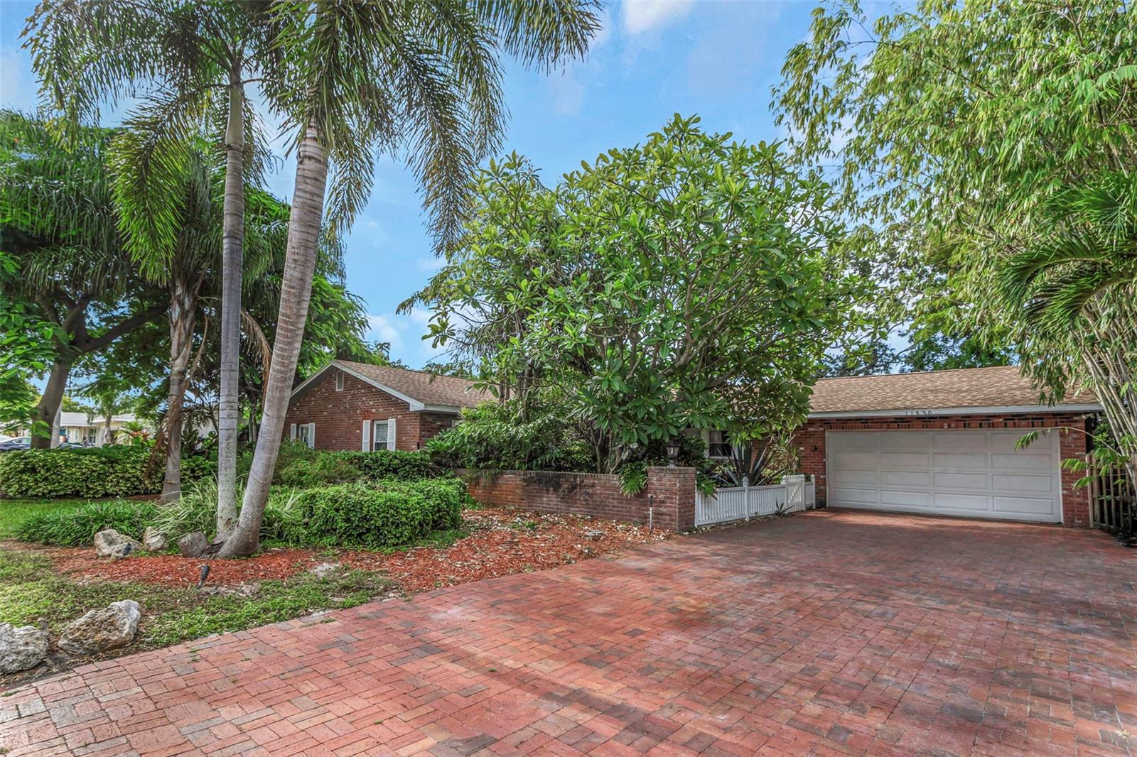 Image 71 of 93 For 11530 66th Avenue N