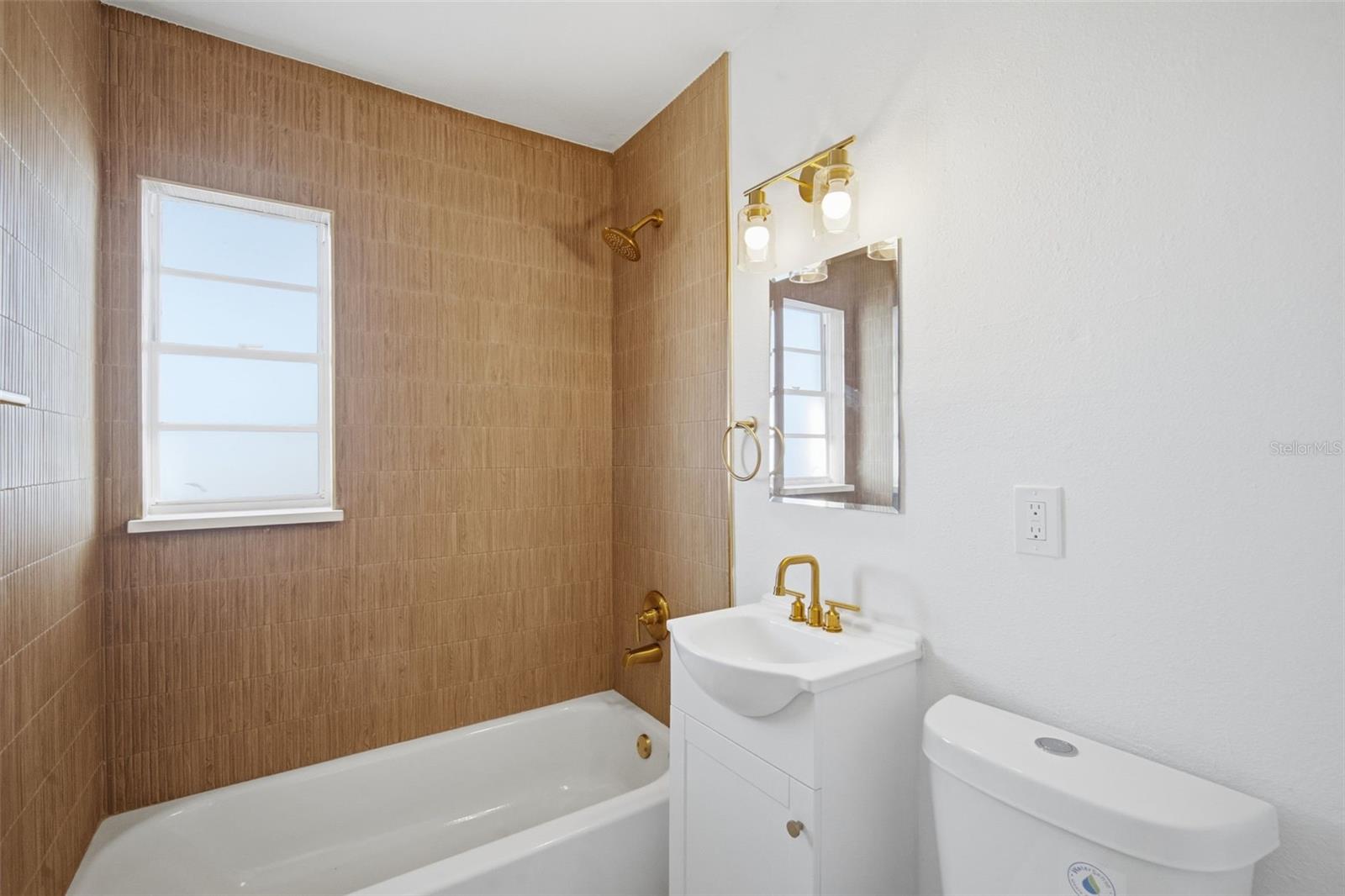 Image 11 of 20 For 3805 Pearl Avenue