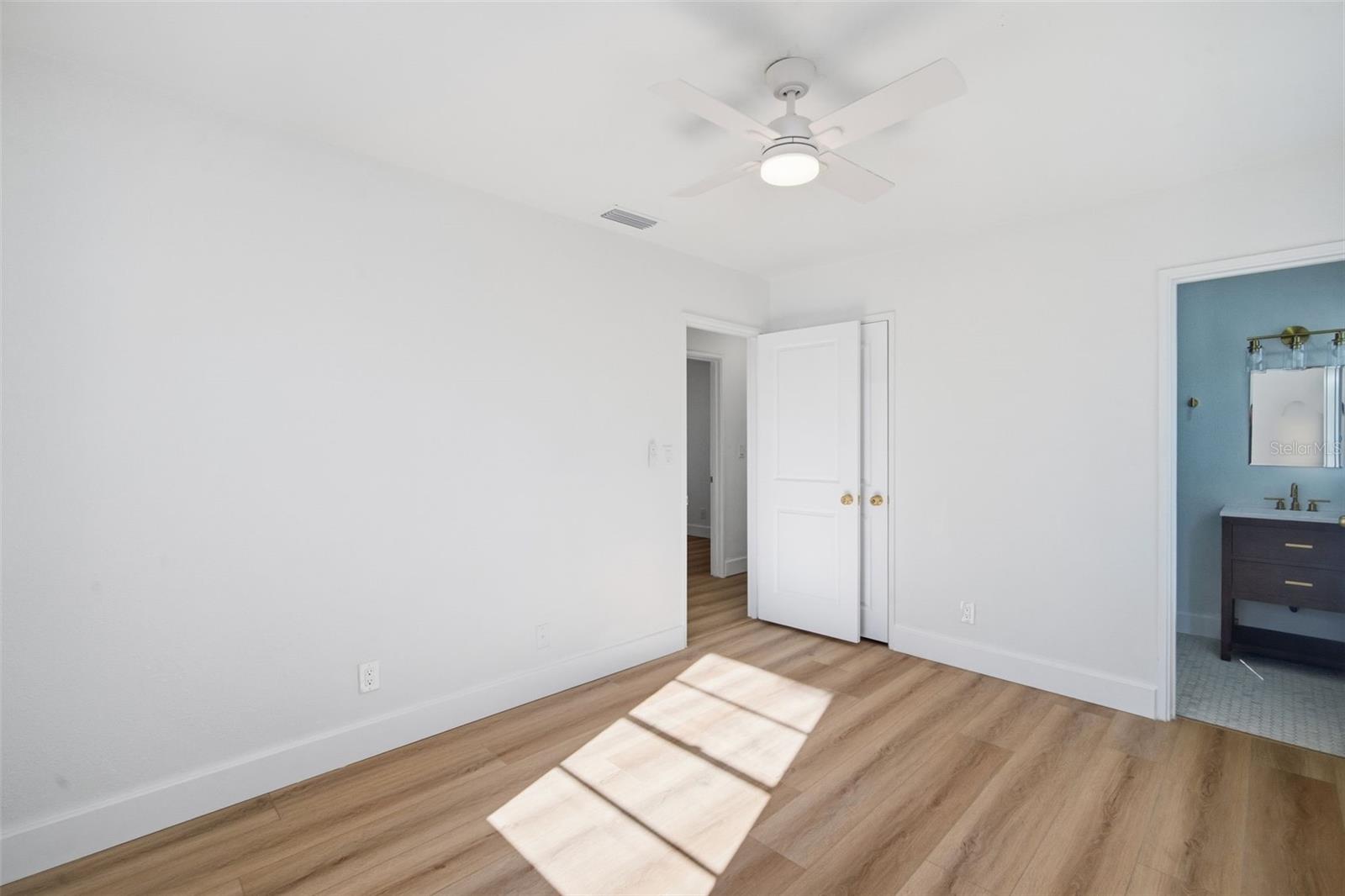 Image 15 of 20 For 3805 Pearl Avenue