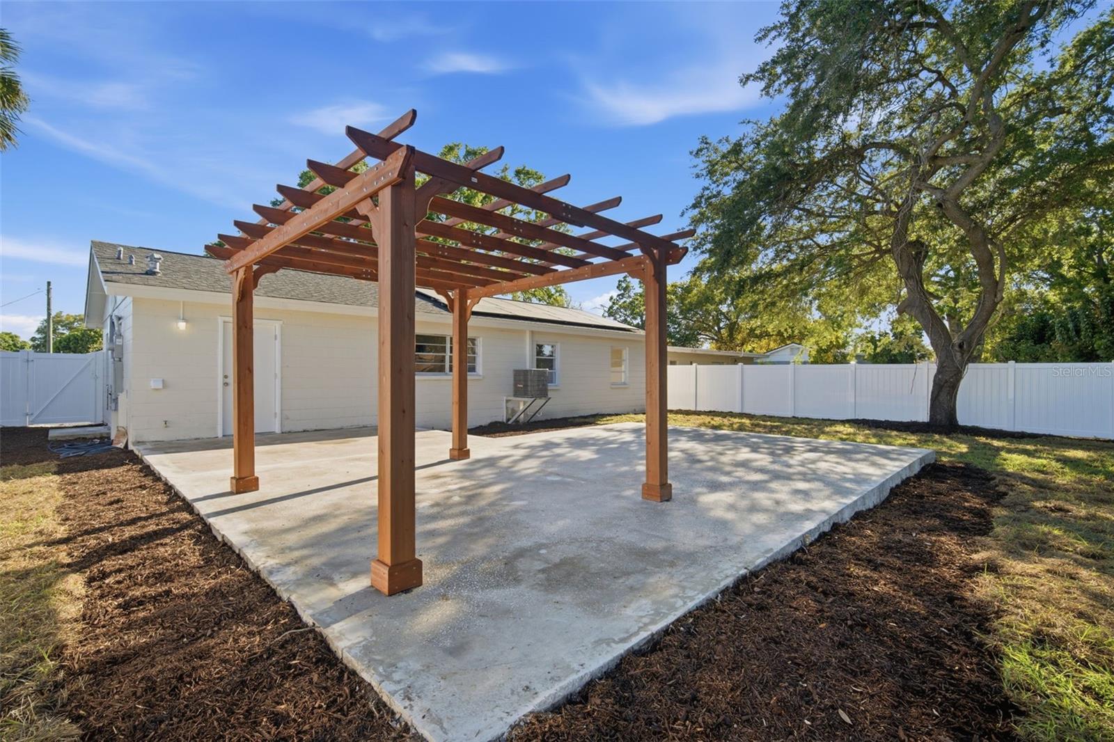 Image 17 of 20 For 3805 Pearl Avenue