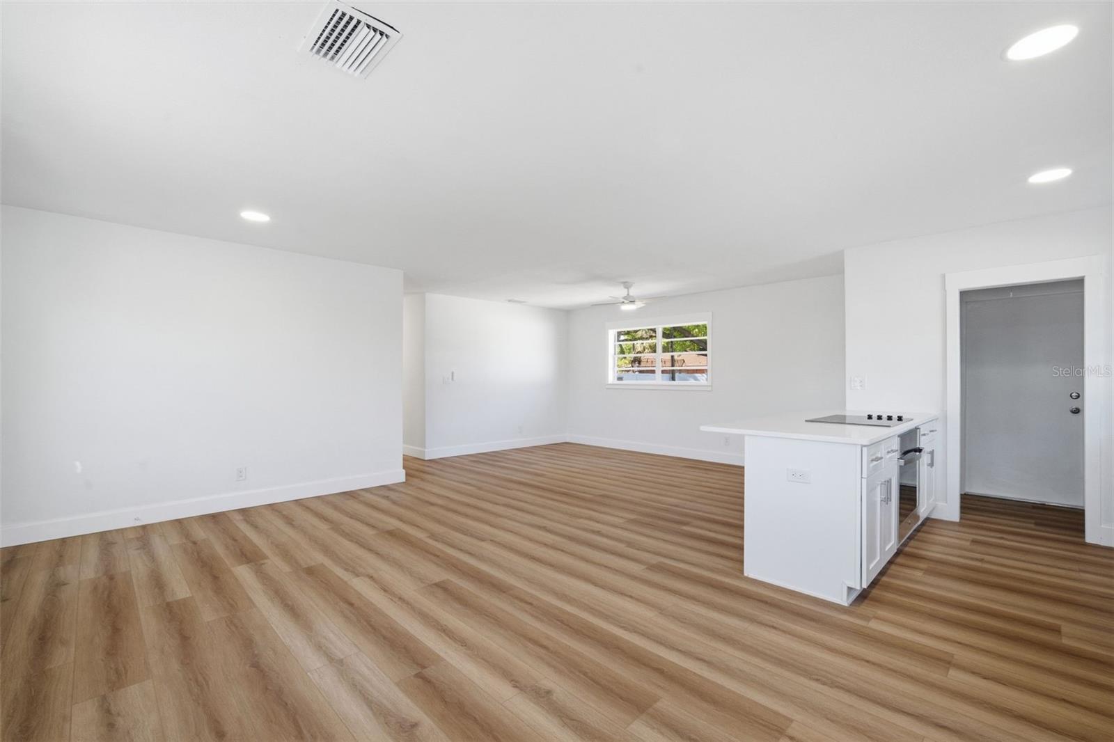 Image 8 of 20 For 3805 Pearl Avenue