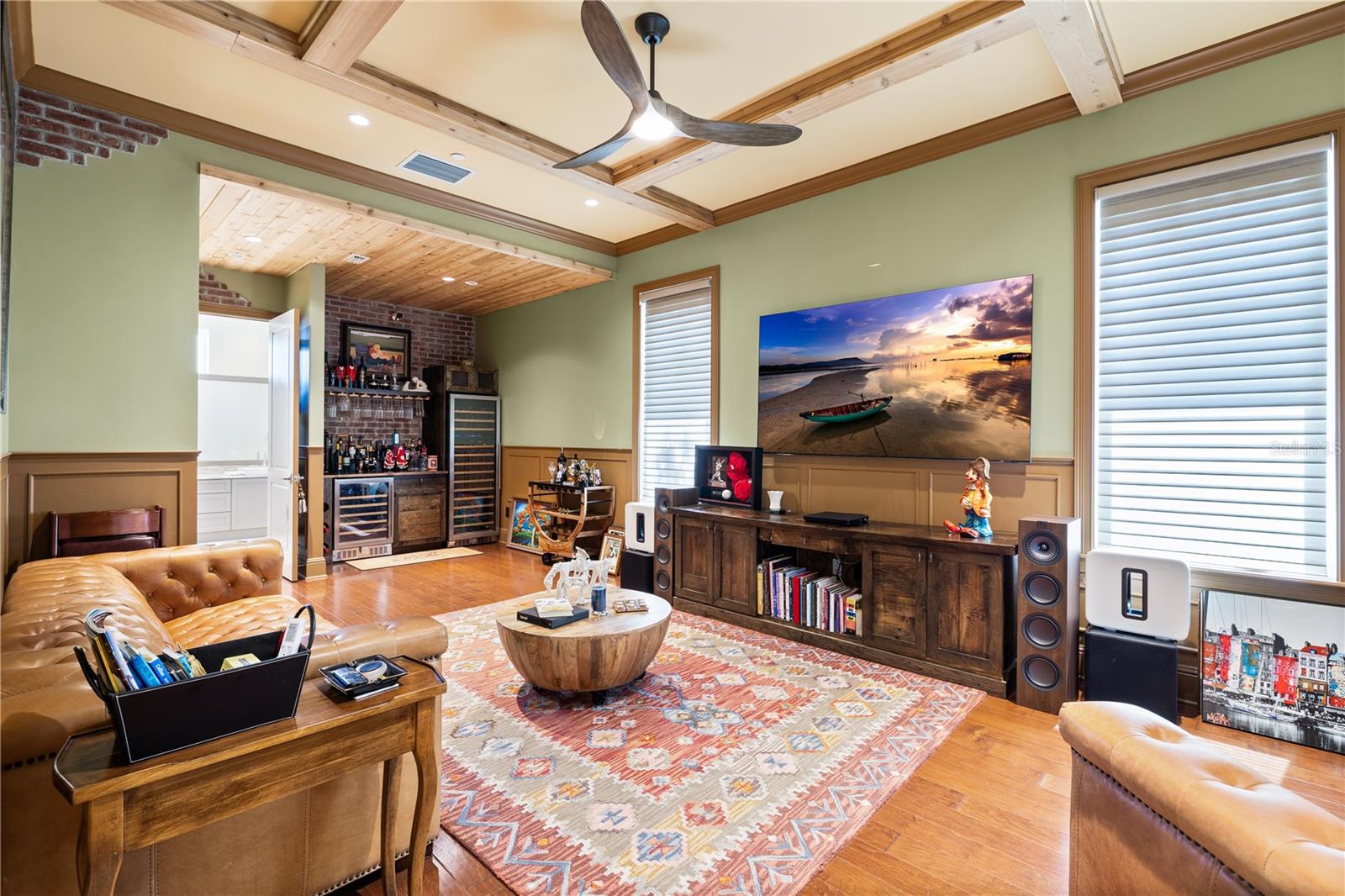 Image 14 of 30 For 1 Palm Terrace 604