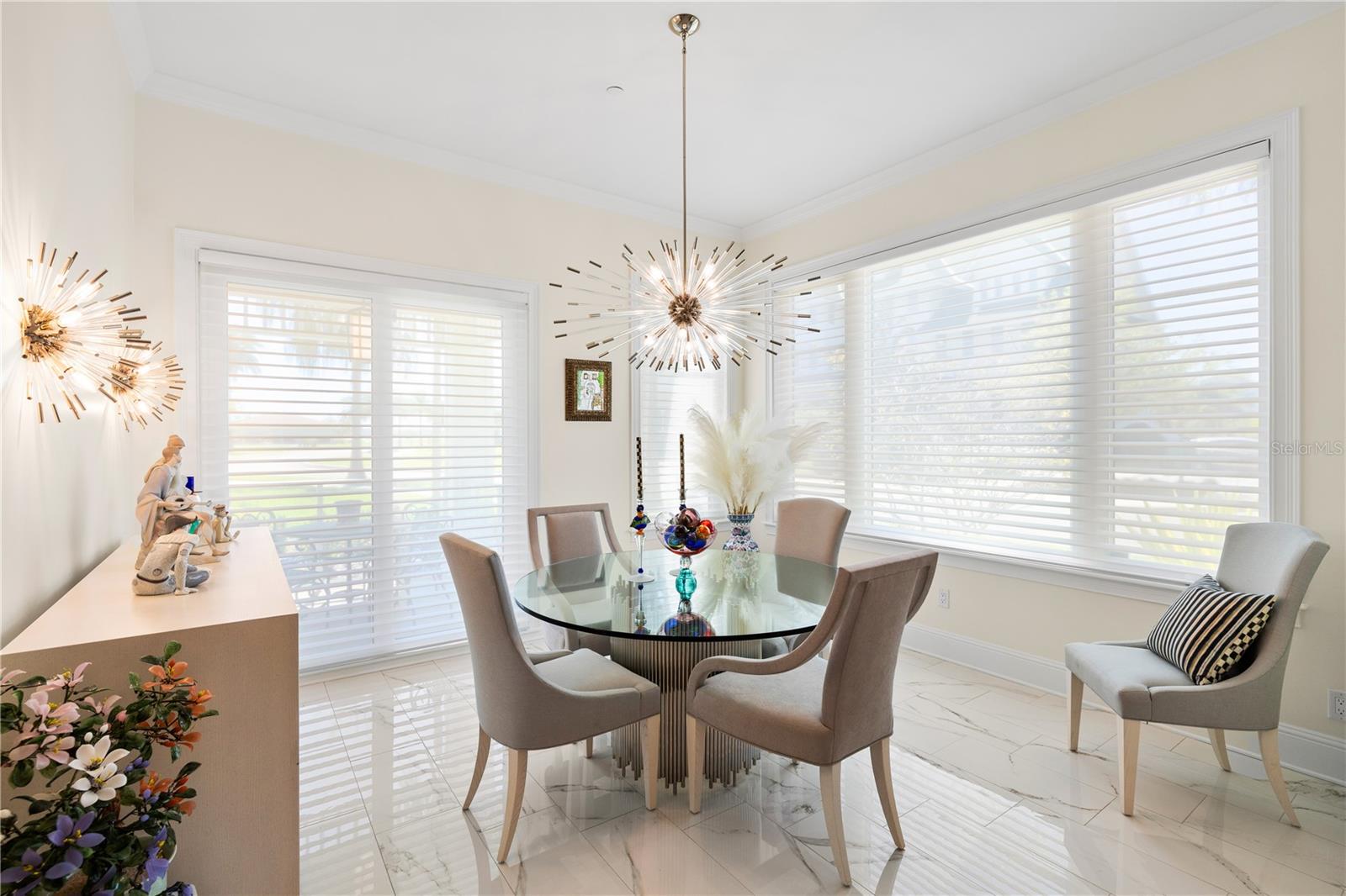 Image 7 of 30 For 1 Palm Terrace 604