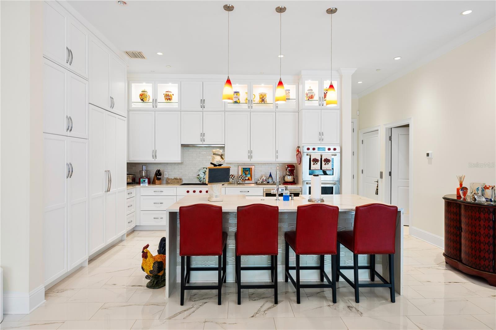 Image 8 of 30 For 1 Palm Terrace 604