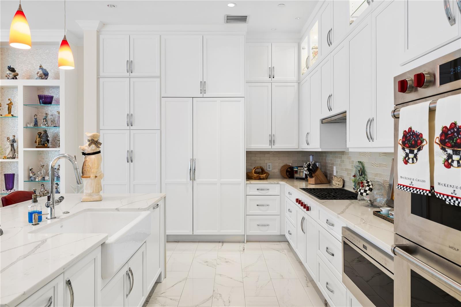 Image 9 of 30 For 1 Palm Terrace 604