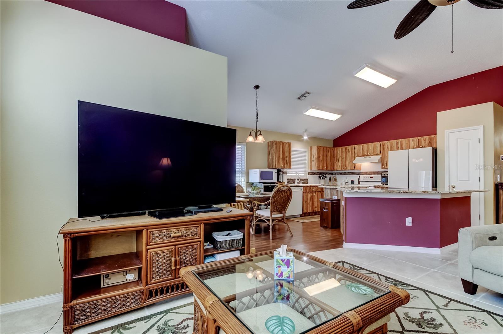 Image 14 of 65 For 10290 Oasis Palm Drive