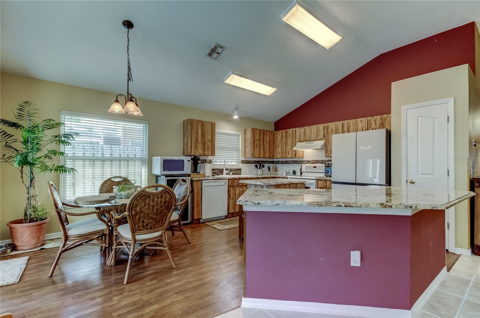 Image 15 of 65 For 10290 Oasis Palm Drive