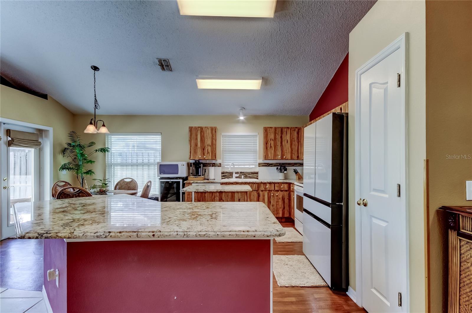 Image 17 of 65 For 10290 Oasis Palm Drive