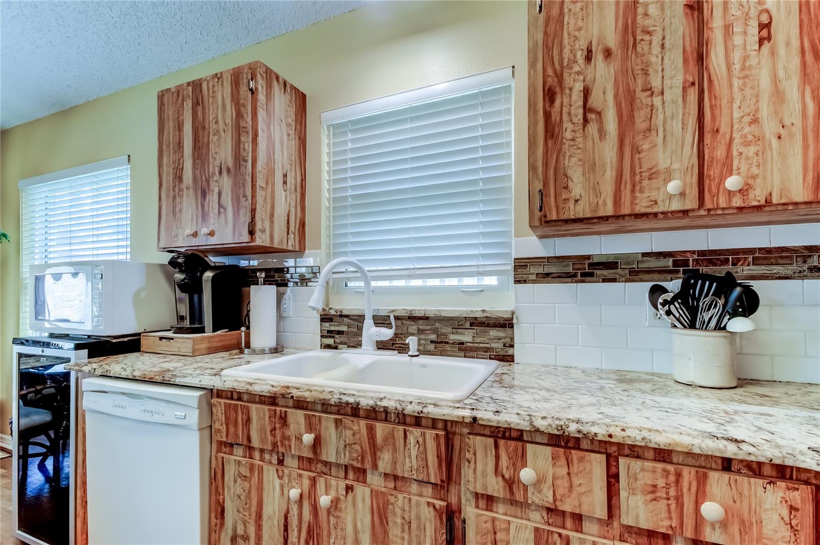 Image 24 of 65 For 10290 Oasis Palm Drive