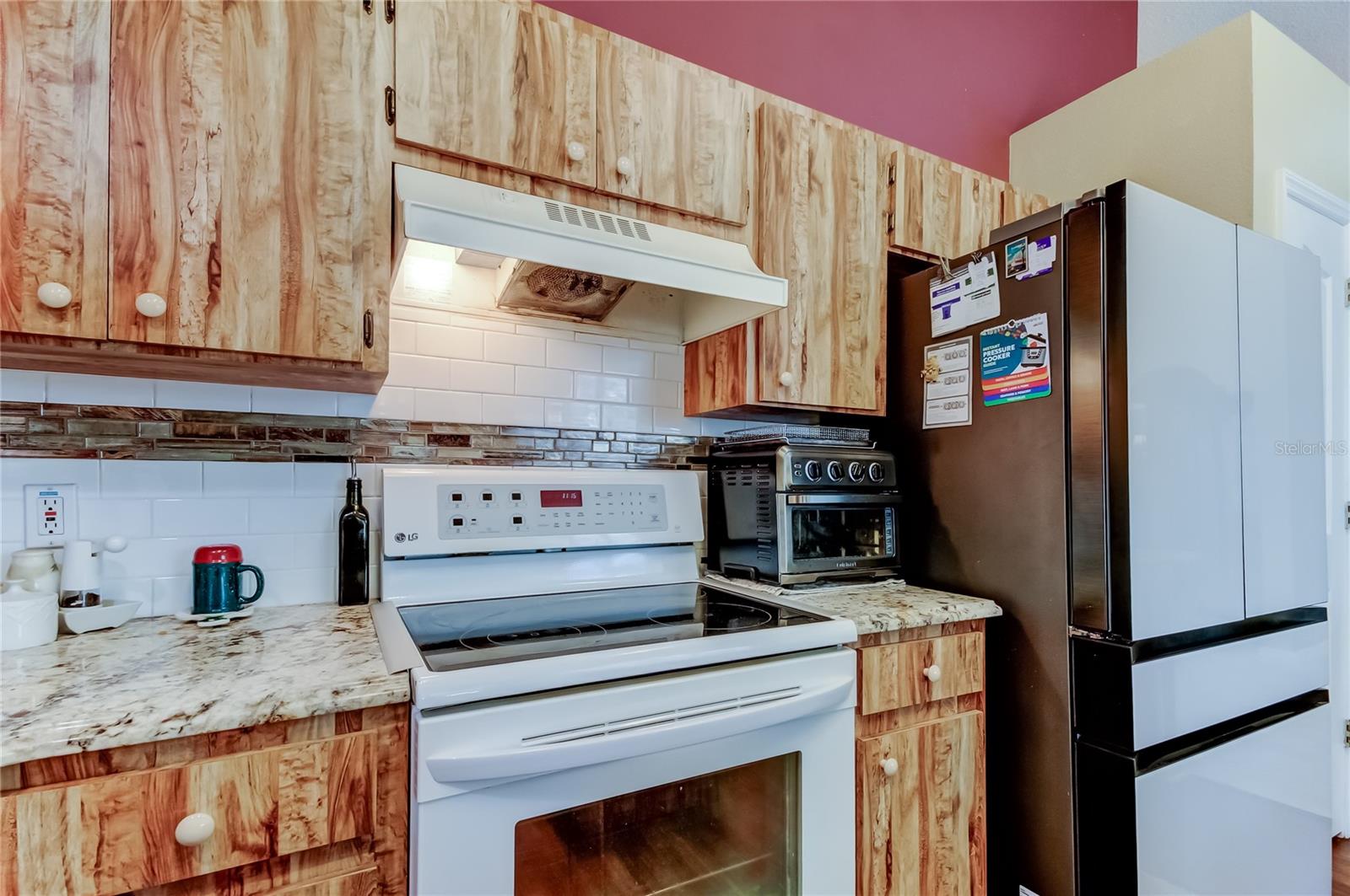 Image 25 of 65 For 10290 Oasis Palm Drive