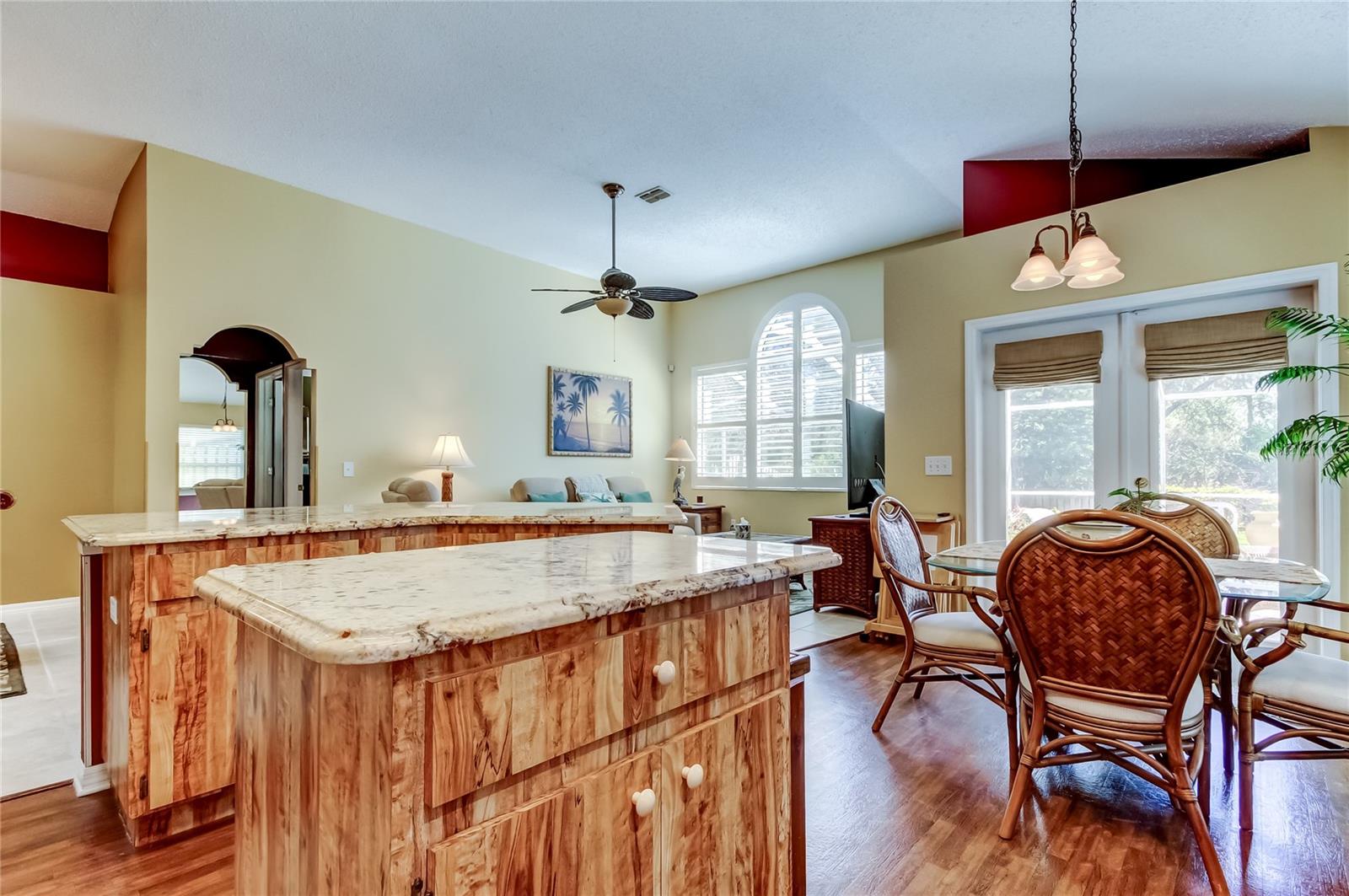 Image 26 of 65 For 10290 Oasis Palm Drive