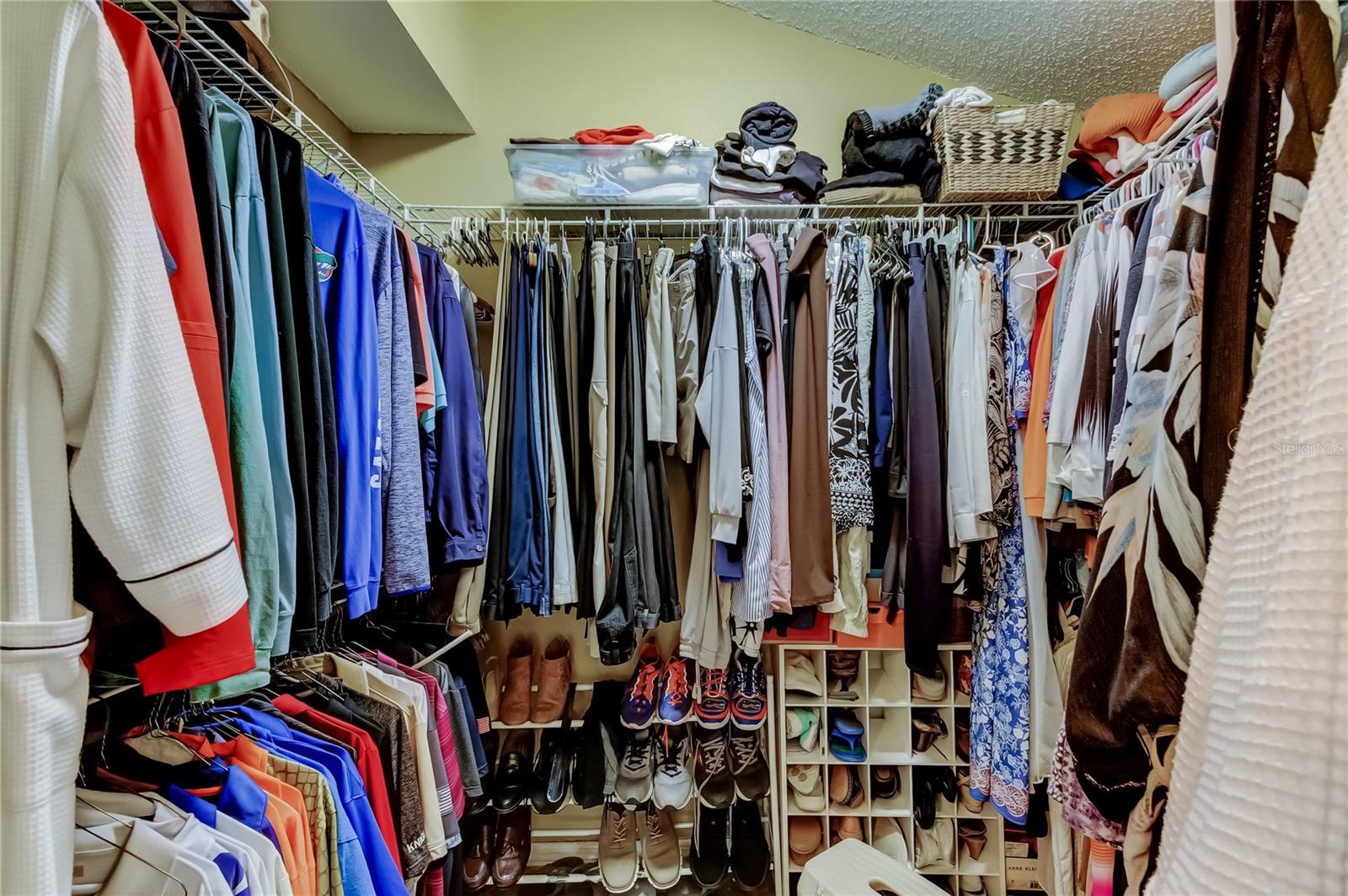 Image 40 of 65 For 10290 Oasis Palm Drive