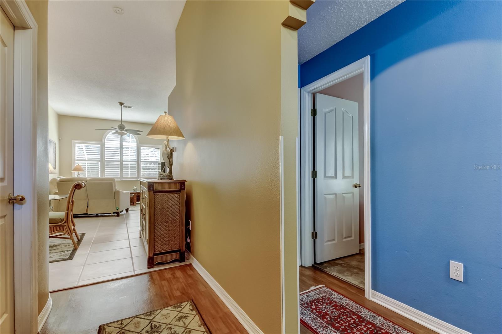 Image 5 of 65 For 10290 Oasis Palm Drive