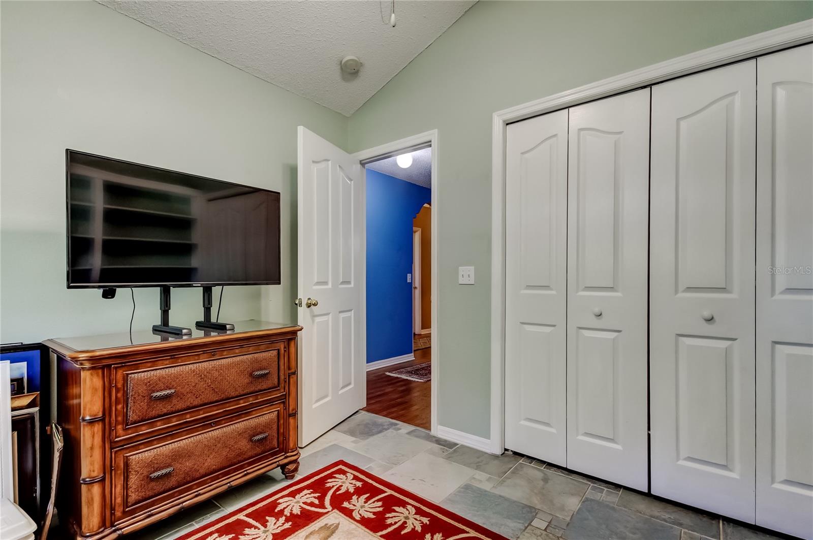 Image 50 of 65 For 10290 Oasis Palm Drive