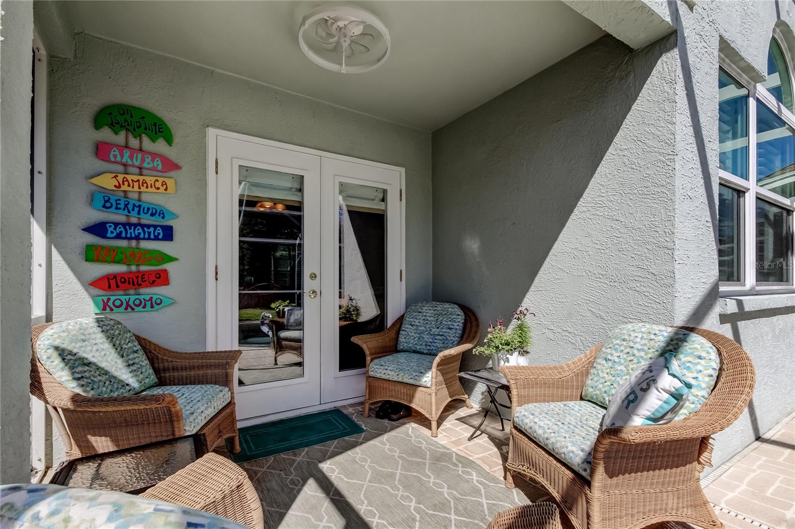 Image 54 of 65 For 10290 Oasis Palm Drive