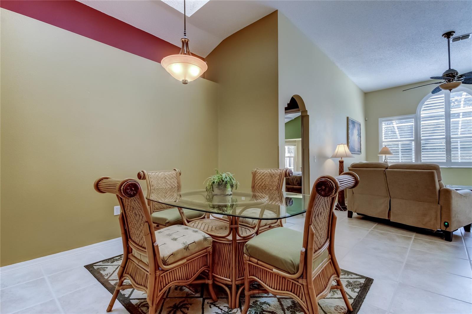 Image 6 of 65 For 10290 Oasis Palm Drive