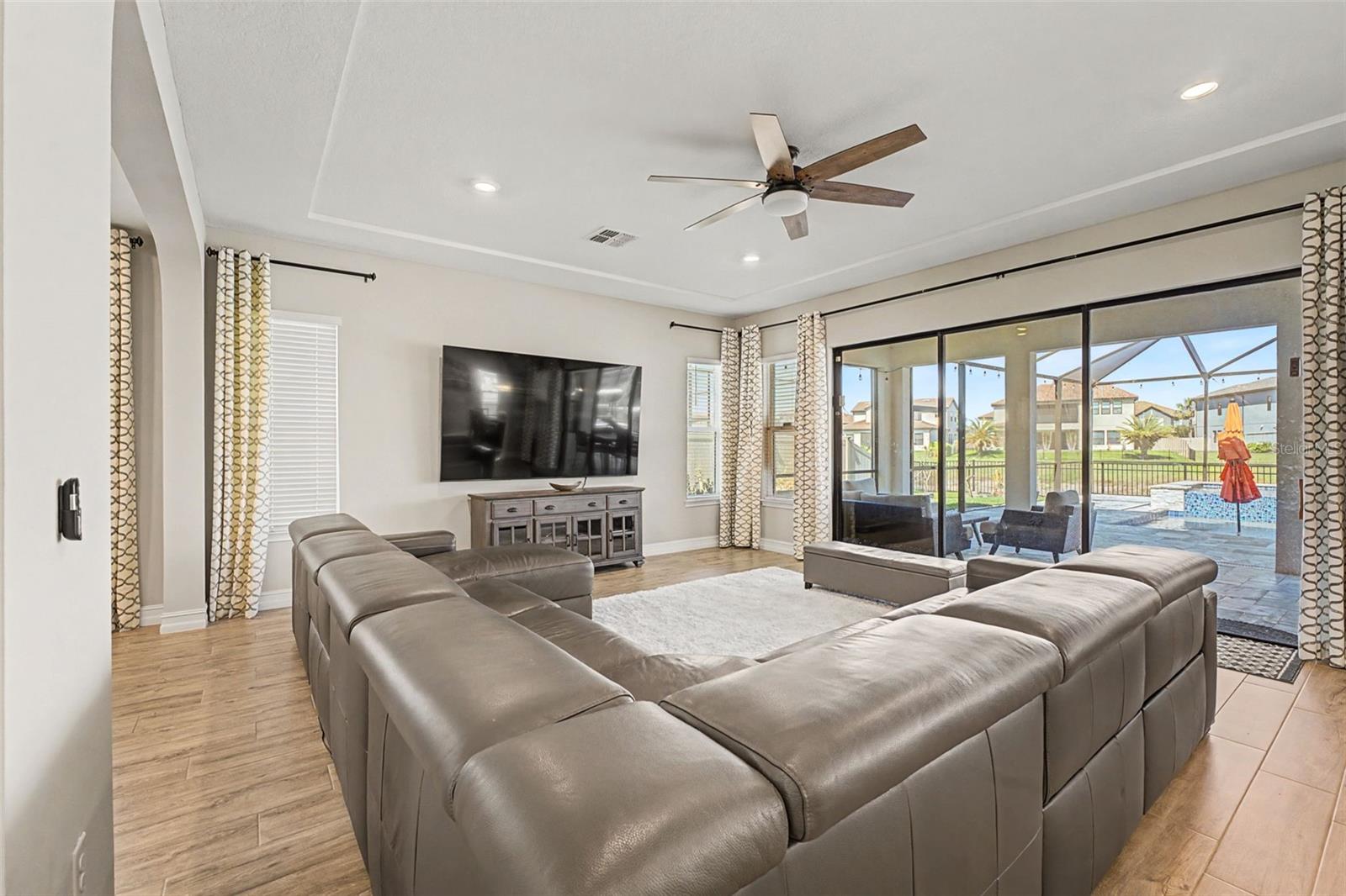 Image 10 of 66 For 28336 Picana Lane