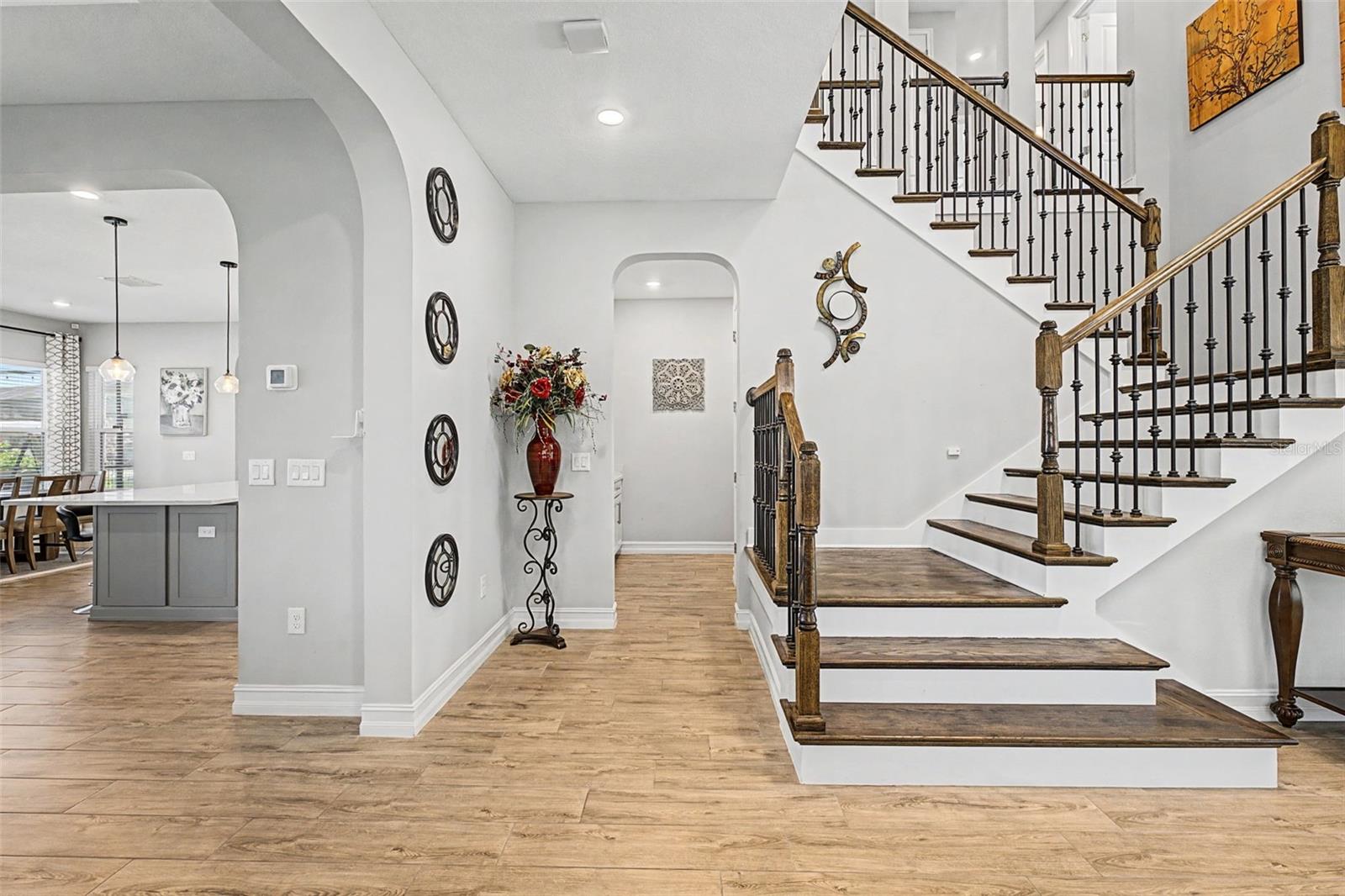 Image 5 of 66 For 28336 Picana Lane