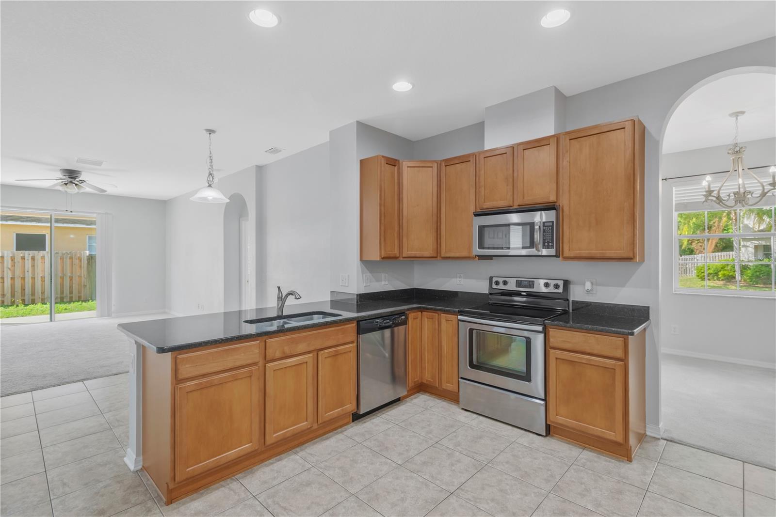 Image 12 of 33 For 5803 Tulip Flower Drive