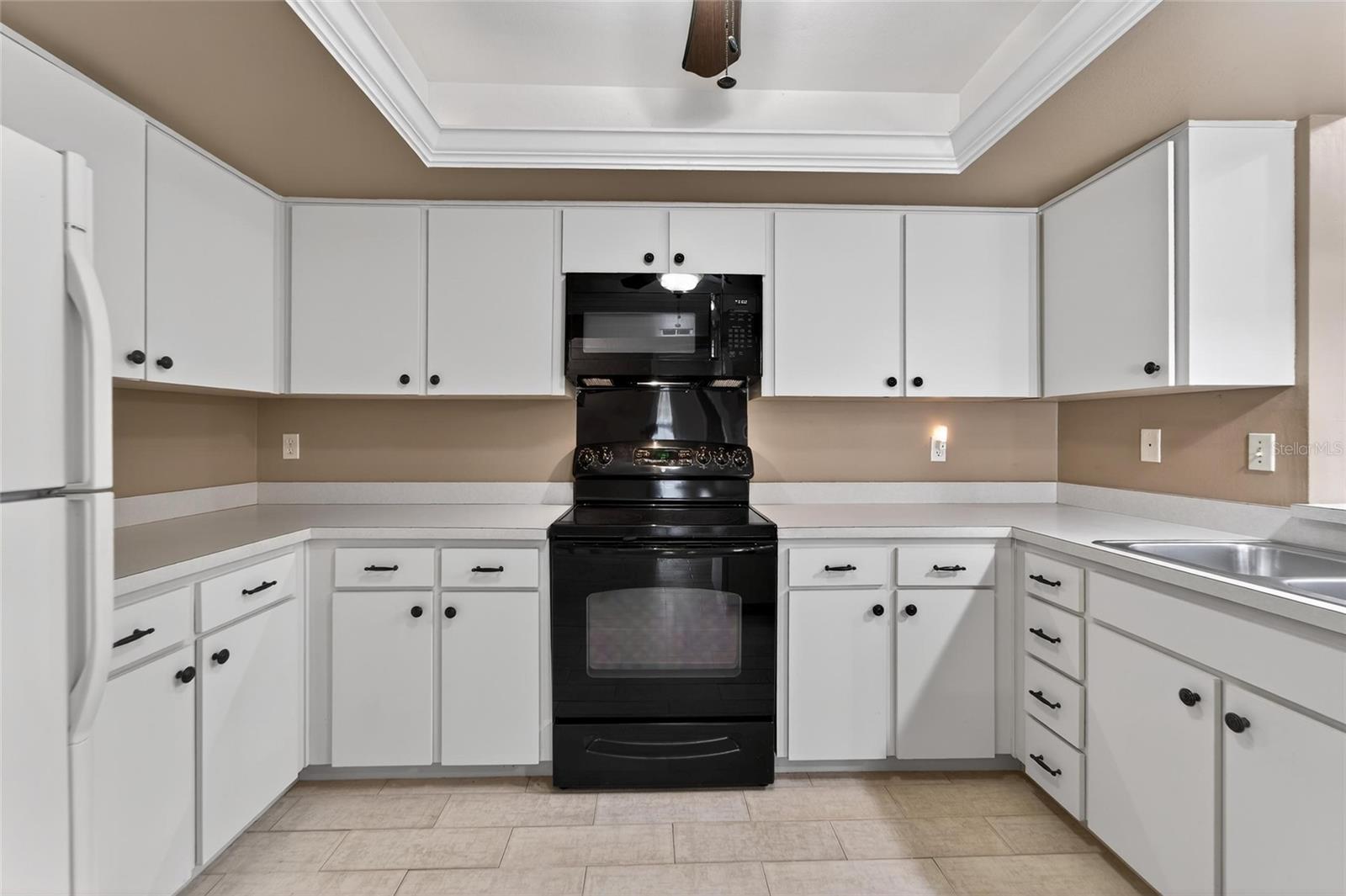 Image 11 of 40 For 2854 Whitehall Drive