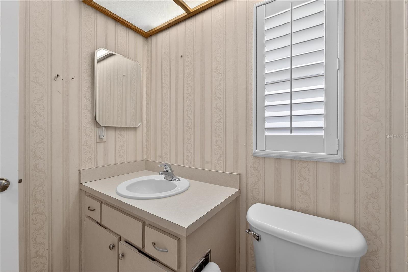 Image 24 of 40 For 2854 Whitehall Drive