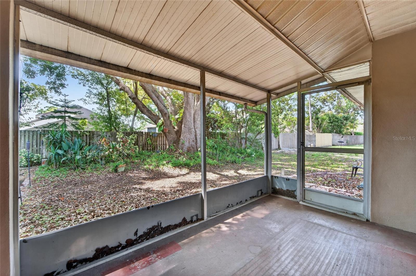 Image 35 of 40 For 2854 Whitehall Drive