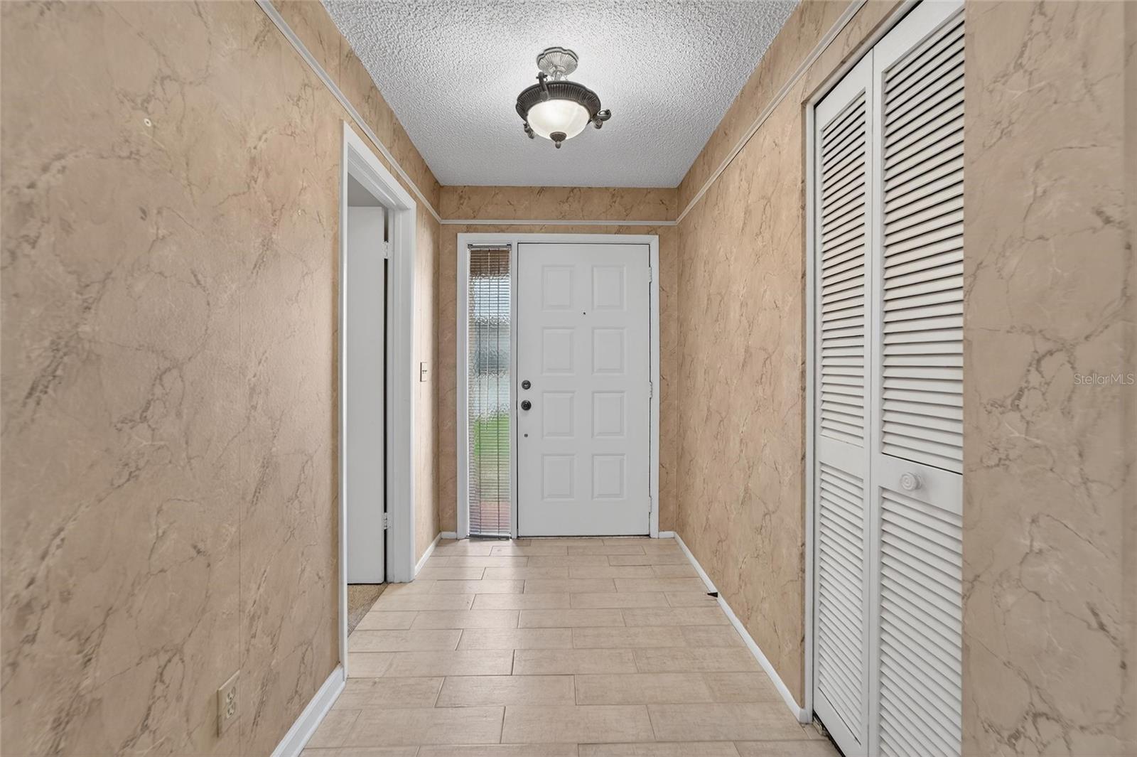 Image 6 of 40 For 2854 Whitehall Drive