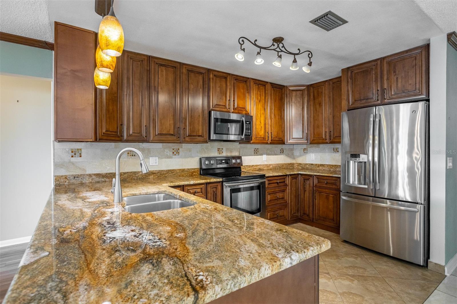 Image 11 of 39 For 8639 Leighton Drive