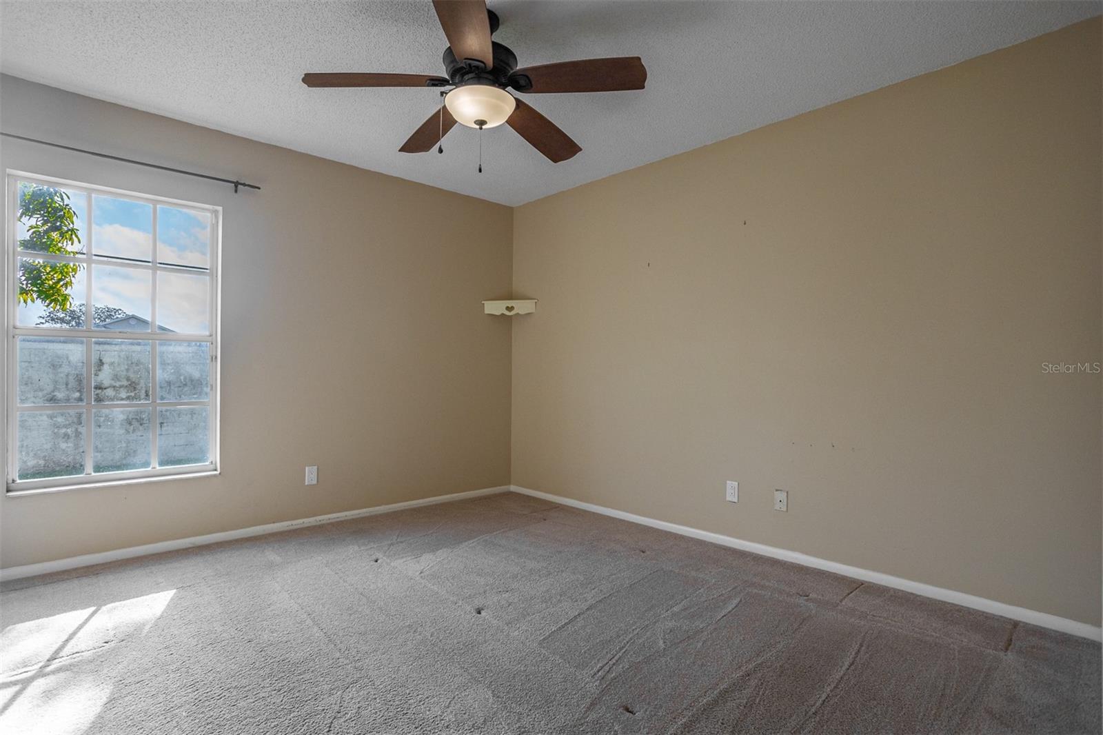 Image 27 of 39 For 8639 Leighton Drive