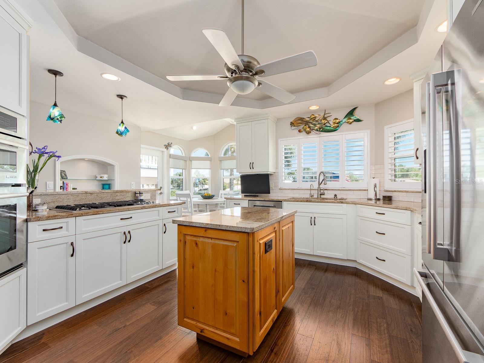 Image 27 of 69 For 707 Snug Island