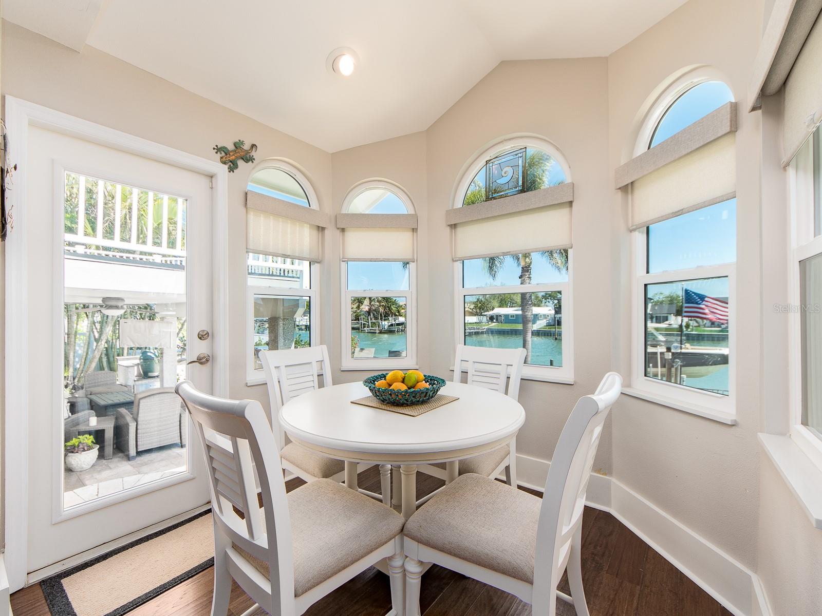 Image 31 of 69 For 707 Snug Island