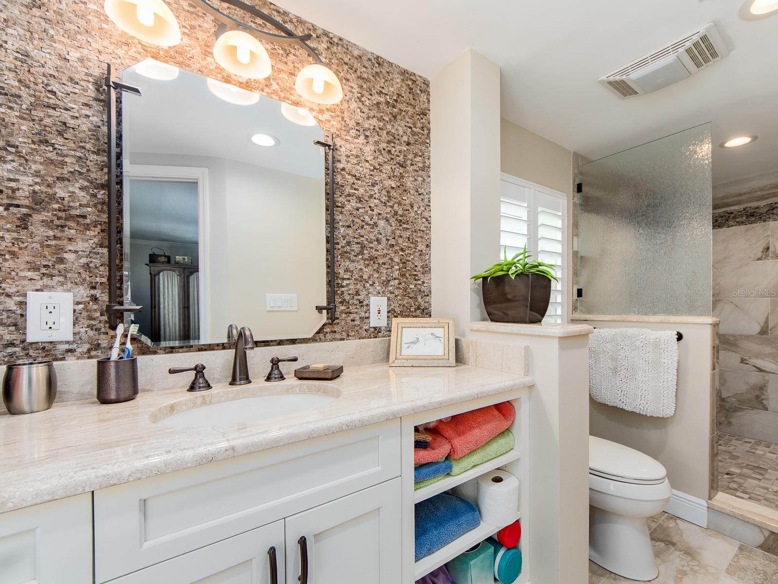 Image 47 of 69 For 707 Snug Island