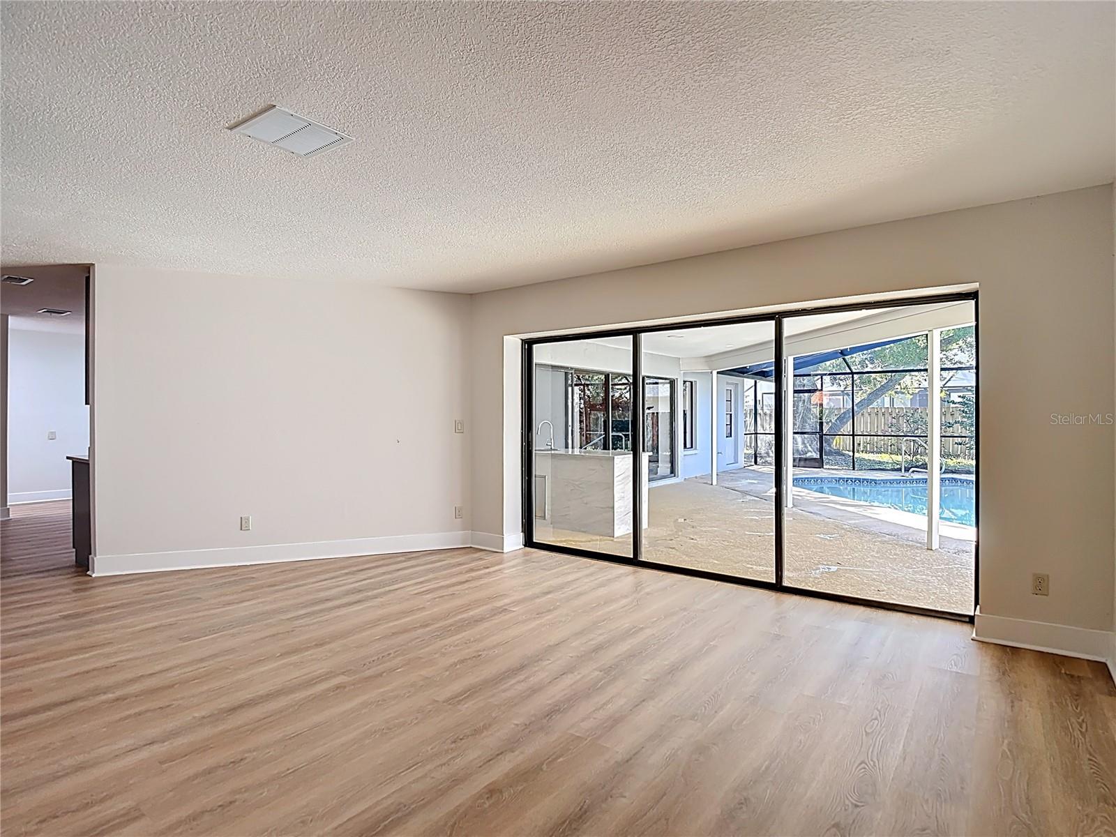 Image 13 of 88 For 4072 Belmoor Drive