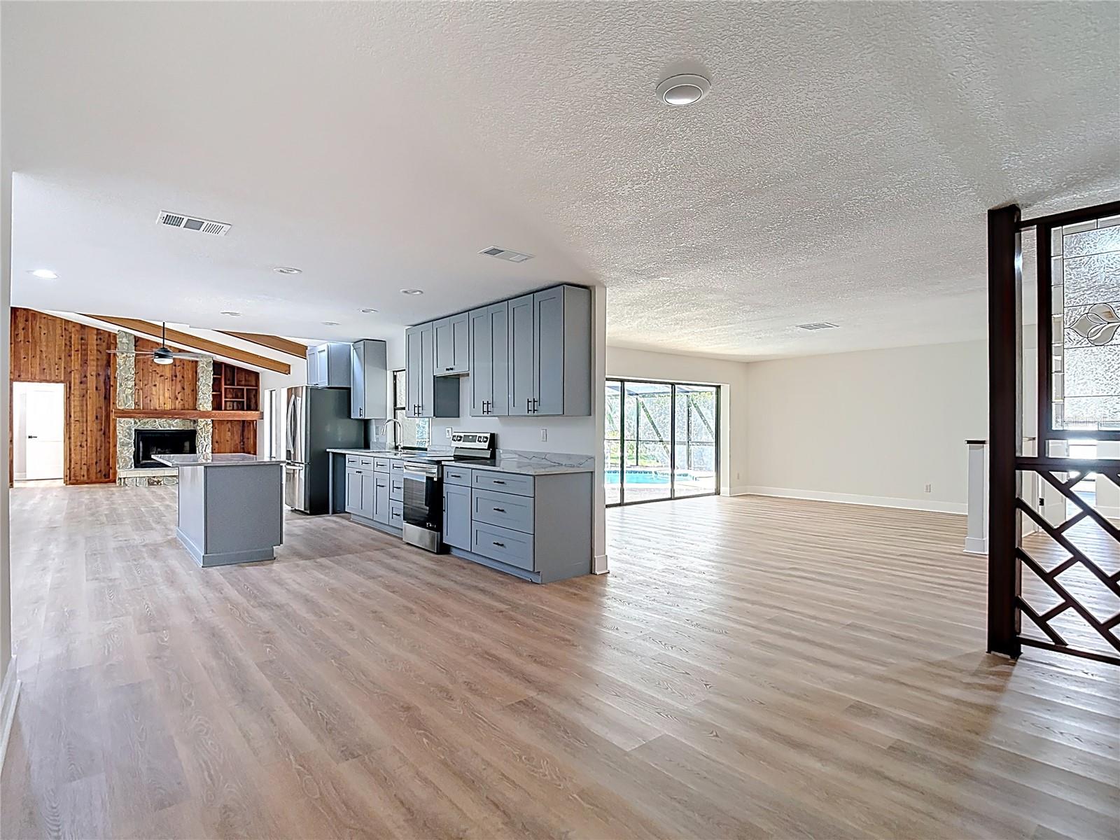 Image 16 of 88 For 4072 Belmoor Drive