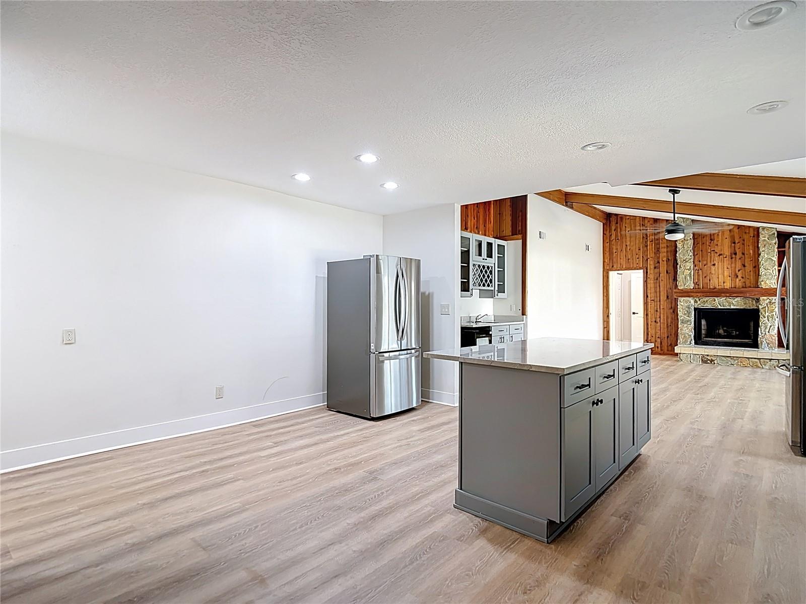 Image 19 of 88 For 4072 Belmoor Drive