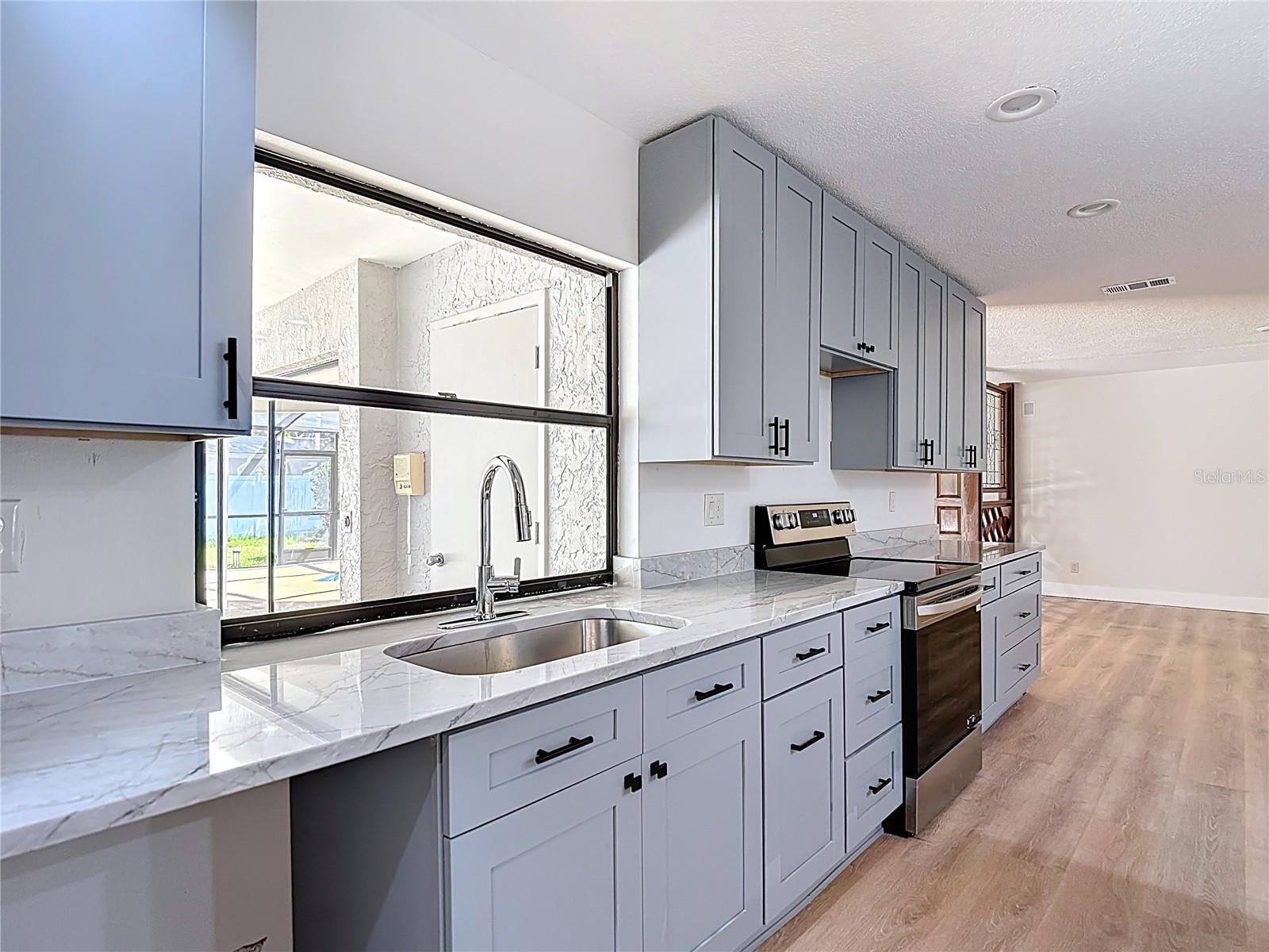 Image 21 of 88 For 4072 Belmoor Drive