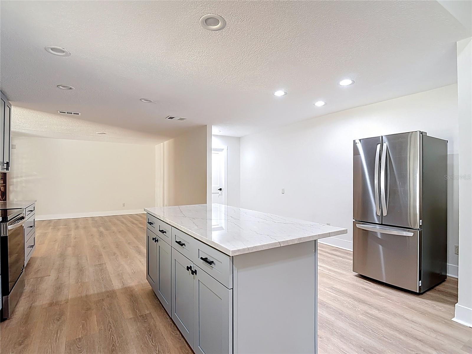 Image 23 of 88 For 4072 Belmoor Drive