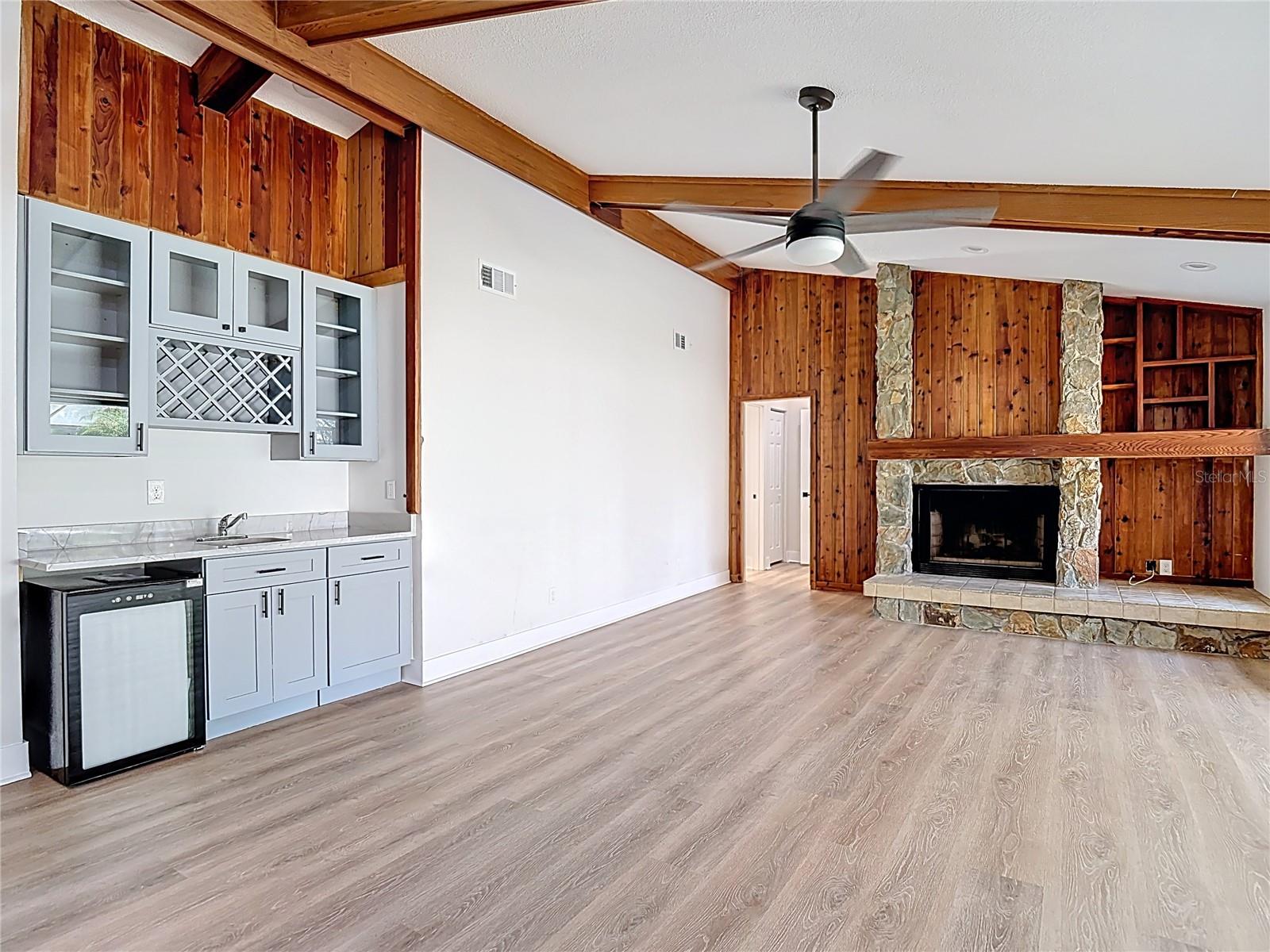 Image 27 of 88 For 4072 Belmoor Drive