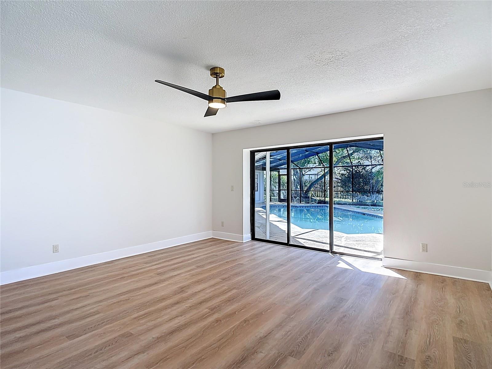 Image 33 of 88 For 4072 Belmoor Drive