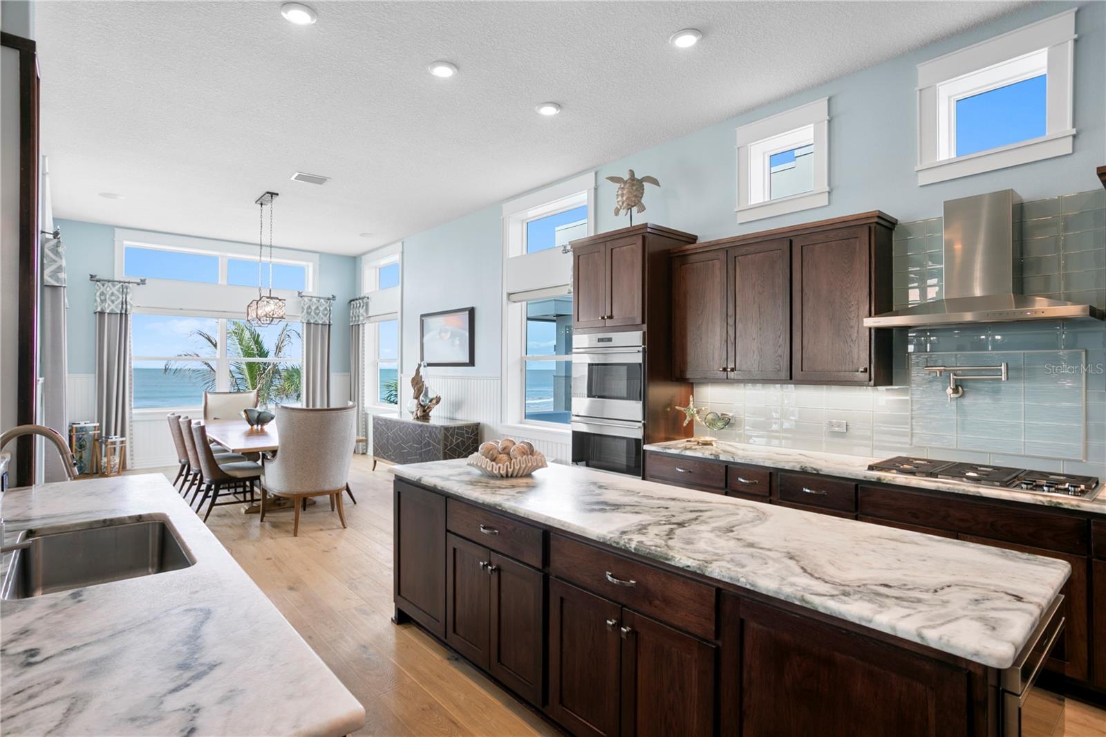 Image 15 of 92 For 15612 Gulf Boulevard