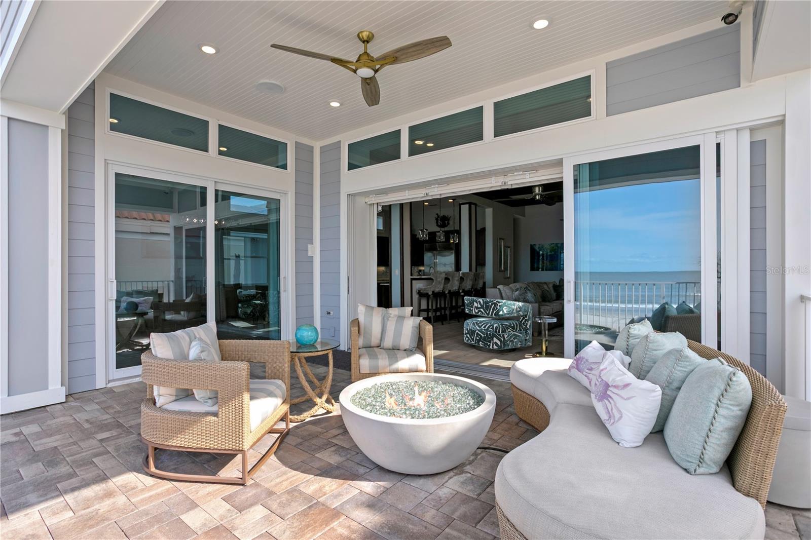 Image 19 of 92 For 15612 Gulf Boulevard